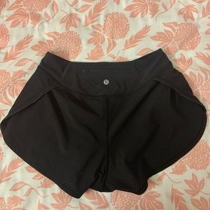 Lululemon short